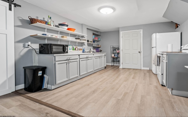 209 McLane Avenue, Morgantown, West Virginia 26505, ,Multi-unit/income,For Sale,McLane,10163533