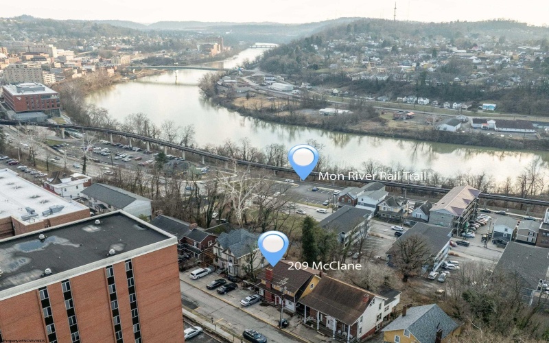 209 McLane Avenue, Morgantown, West Virginia 26505, ,Multi-unit/income,For Sale,McLane,10163533
