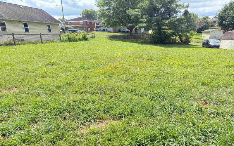 TBD Henderson Avenue, Clarksburg, West Virginia 26301, ,Lots/land,For Sale,Henderson,10161328 TBD Henderson Avenue, Clarksburg, West Virginia 26301, ,Lots/land,For Sale,Henderson,10161328