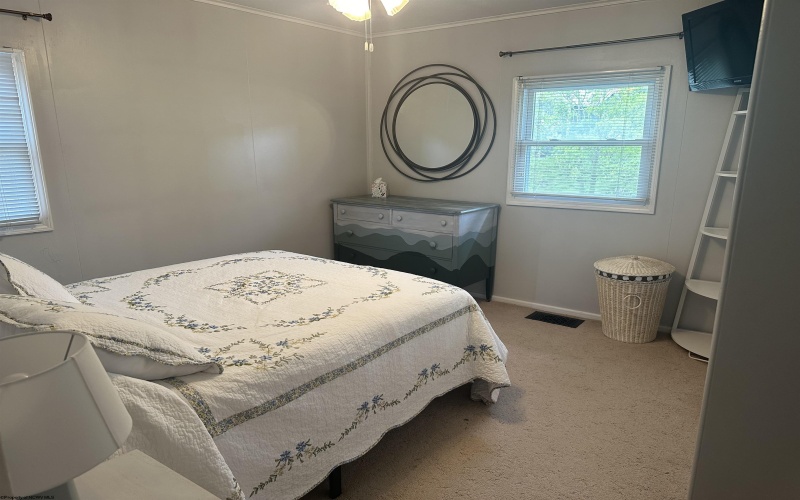 1208 Cambridge Avenue, Morgantown, West Virginia 26505, 3 Bedrooms Bedrooms, 7 Rooms Rooms,2 BathroomsBathrooms,Residential Rentals,For Rent,Cambridge,10159913