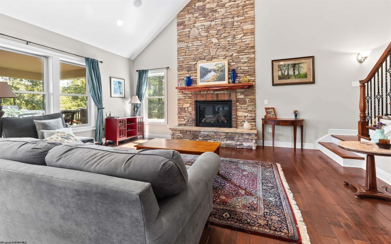 216 Mystic Drive, Morgantown, West Virginia 26508, 4 Bedrooms Bedrooms, 11 Rooms Rooms,4 BathroomsBathrooms,Single Family Detached,For Sale,Mystic,10163520