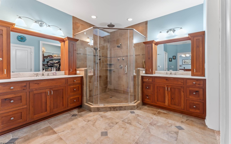 216 Mystic Drive, Morgantown, West Virginia 26508, 4 Bedrooms Bedrooms, 11 Rooms Rooms,4 BathroomsBathrooms,Single Family Detached,For Sale,Mystic,10163520