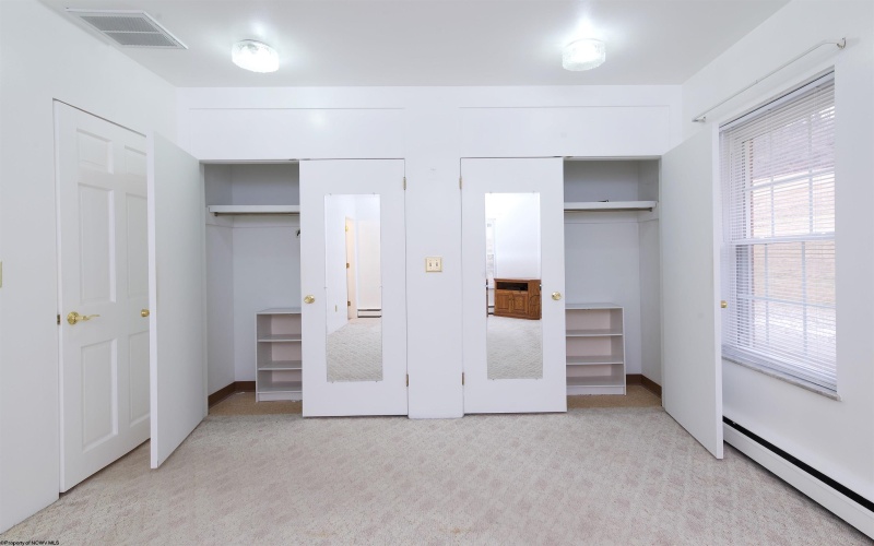 3574 Freedom Highway, Fairmont, West Virginia 26554, 3 Bedrooms Bedrooms, 13 Rooms Rooms,3 BathroomsBathrooms,Single Family Detached,For Sale,Freedom,10163534