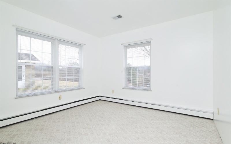 3574 Freedom Highway, Fairmont, West Virginia 26554, 3 Bedrooms Bedrooms, 13 Rooms Rooms,3 BathroomsBathrooms,Single Family Detached,For Sale,Freedom,10163534