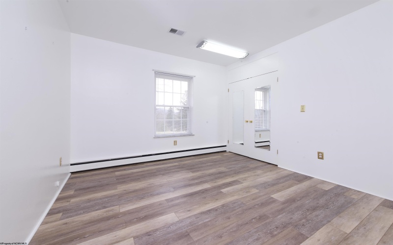 3574 Freedom Highway, Fairmont, West Virginia 26554, 3 Bedrooms Bedrooms, 13 Rooms Rooms,3 BathroomsBathrooms,Single Family Detached,For Sale,Freedom,10163534