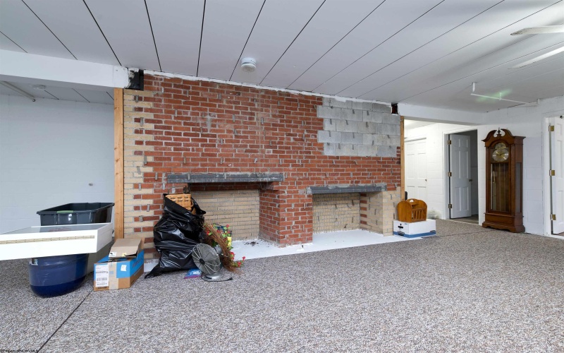 3574 Freedom Highway, Fairmont, West Virginia 26554, 3 Bedrooms Bedrooms, 13 Rooms Rooms,3 BathroomsBathrooms,Single Family Detached,For Sale,Freedom,10163534