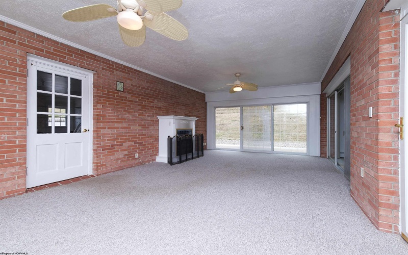 3574 Freedom Highway, Fairmont, West Virginia 26554, 3 Bedrooms Bedrooms, 13 Rooms Rooms,3 BathroomsBathrooms,Single Family Detached,For Sale,Freedom,10163534