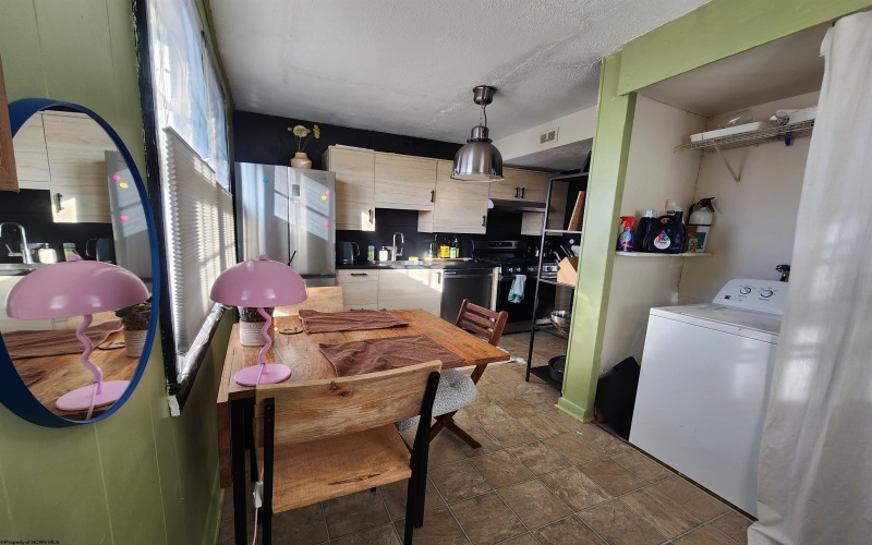 305 Riverview Avenue, Morgantown, West Virginia 26501, 2 Bedrooms Bedrooms, 5 Rooms Rooms,1 BathroomBathrooms,Single Family Detached,For Sale,Riverview,10163524 305 Riverview Avenue, Morgantown, West Virginia 26501, 2 Bedrooms Bedrooms, 5 Rooms Rooms,1 BathroomBathrooms,Single Family Detached,For Sale,Riverview,10163524