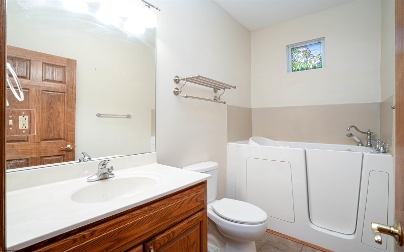 3 Red Sky Drive, Morgantown, West Virginia 26508, 3 Bedrooms Bedrooms, 5 Rooms Rooms,2 BathroomsBathrooms,Single Family Detached,For Sale,Red Sky,10163538