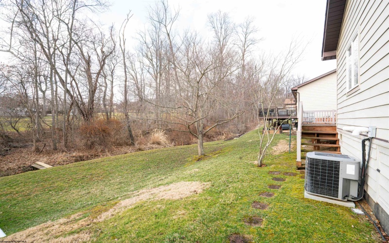 3 Red Sky Drive, Morgantown, West Virginia 26508, 3 Bedrooms Bedrooms, 5 Rooms Rooms,2 BathroomsBathrooms,Single Family Detached,For Sale,Red Sky,10163538