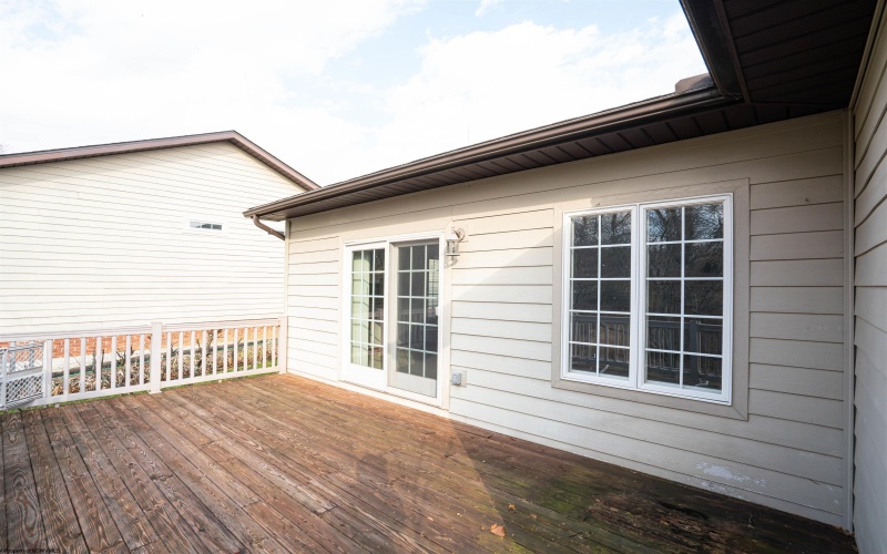 3 Red Sky Drive, Morgantown, West Virginia 26508, 3 Bedrooms Bedrooms, 5 Rooms Rooms,2 BathroomsBathrooms,Single Family Detached,For Sale,Red Sky,10163538