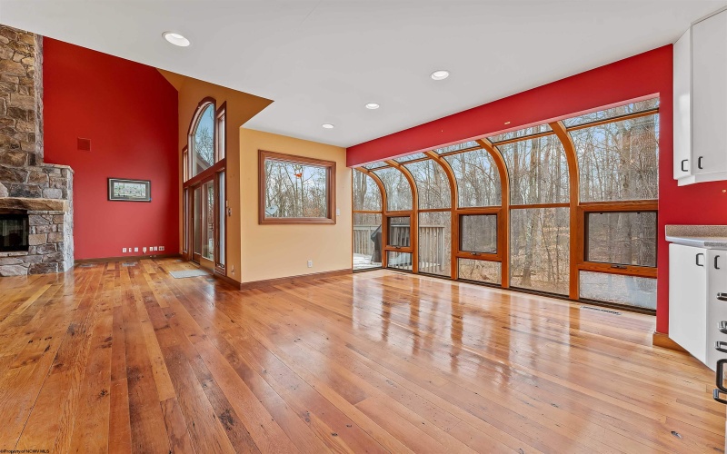 143 Hummingbird Lane, Morgantown, West Virginia 26508, 3 Bedrooms Bedrooms, 5 Rooms Rooms,3 BathroomsBathrooms,Single Family Detached,For Sale,Hummingbird,10163523