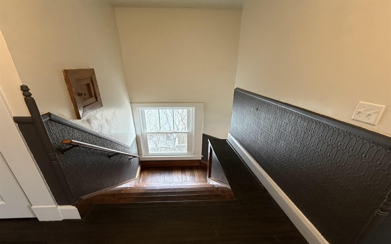 718 Walnut Avenue, Fairmont, West Virginia 26554, 3 Bedrooms Bedrooms, 7 Rooms Rooms,1 BathroomBathrooms,Single Family Detached,For Sale,Walnut,10163551 718 Walnut Avenue, Fairmont, West Virginia 26554, 3 Bedrooms Bedrooms, 7 Rooms Rooms,1 BathroomBathrooms,Single Family Detached,For Sale,Walnut,10163551