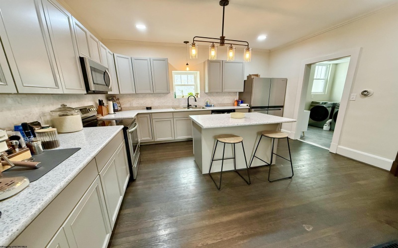 718 Walnut Avenue, Fairmont, West Virginia 26554, 3 Bedrooms Bedrooms, 7 Rooms Rooms,1 BathroomBathrooms,Single Family Detached,For Sale,Walnut,10163551 718 Walnut Avenue, Fairmont, West Virginia 26554, 3 Bedrooms Bedrooms, 7 Rooms Rooms,1 BathroomBathrooms,Single Family Detached,For Sale,Walnut,10163551