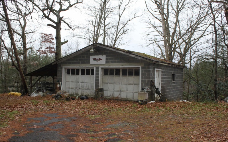 108 Lost Lane, Camden on Gauley, West Virginia 26208, 4 Bedrooms Bedrooms, 9 Rooms Rooms,1 BathroomBathrooms,Single Family Detached,For Sale,Lost,10162598