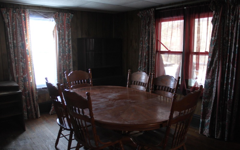 108 Lost Lane, Camden on Gauley, West Virginia 26208, 4 Bedrooms Bedrooms, 9 Rooms Rooms,1 BathroomBathrooms,Single Family Detached,For Sale,Lost,10162598