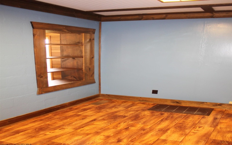 6776 Point Mountain Road, Webster Springs, West Virginia 26288, 3 Bedrooms Bedrooms, 10 Rooms Rooms,1 BathroomBathrooms,Single Family Detached,For Sale,Point Mountain,10161482