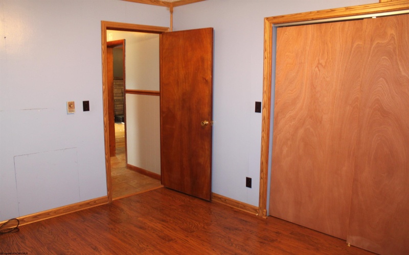 6776 Point Mountain Road, Webster Springs, West Virginia 26288, 3 Bedrooms Bedrooms, 10 Rooms Rooms,1 BathroomBathrooms,Single Family Detached,For Sale,Point Mountain,10161482