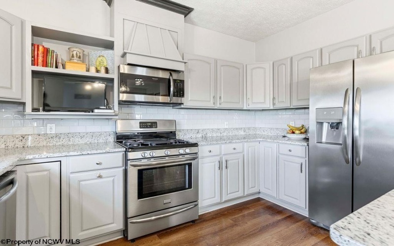 4273 Wexford Way, Bridgeport, West Virginia 26330, 4 Bedrooms Bedrooms, 10 Rooms Rooms,3 BathroomsBathrooms,Single Family Detached,For Sale,Wexford,10163545