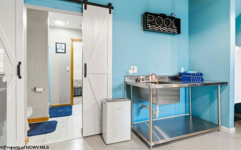 4273 Wexford Way, Bridgeport, West Virginia 26330, 4 Bedrooms Bedrooms, 10 Rooms Rooms,3 BathroomsBathrooms,Single Family Detached,For Sale,Wexford,10163545