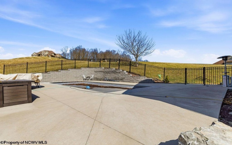 4273 Wexford Way, Bridgeport, West Virginia 26330, 4 Bedrooms Bedrooms, 10 Rooms Rooms,3 BathroomsBathrooms,Single Family Detached,For Sale,Wexford,10163545