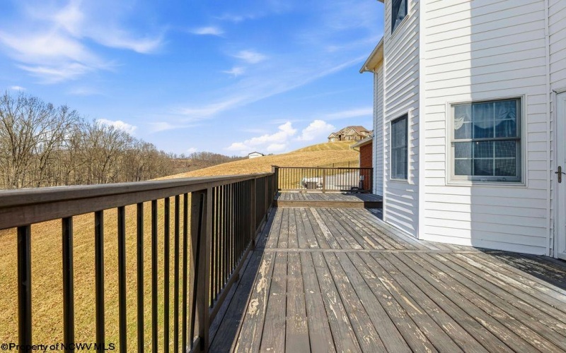 4273 Wexford Way, Bridgeport, West Virginia 26330, 4 Bedrooms Bedrooms, 10 Rooms Rooms,3 BathroomsBathrooms,Single Family Detached,For Sale,Wexford,10163545