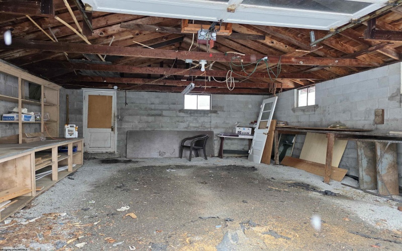 616 Maple Street, Shinnston, West Virginia 26431, 2 Bedrooms Bedrooms, 6 Rooms Rooms,1 BathroomBathrooms,Single Family Detached,For Sale,Maple,10163544 616 Maple Street, Shinnston, West Virginia 26431, 2 Bedrooms Bedrooms, 6 Rooms Rooms,1 BathroomBathrooms,Single Family Detached,For Sale,Maple,10163544