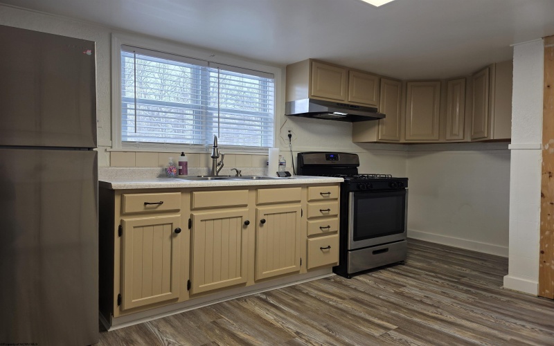 616 Maple Street, Shinnston, West Virginia 26431, 2 Bedrooms Bedrooms, 6 Rooms Rooms,1 BathroomBathrooms,Single Family Detached,For Sale,Maple,10163544 616 Maple Street, Shinnston, West Virginia 26431, 2 Bedrooms Bedrooms, 6 Rooms Rooms,1 BathroomBathrooms,Single Family Detached,For Sale,Maple,10163544