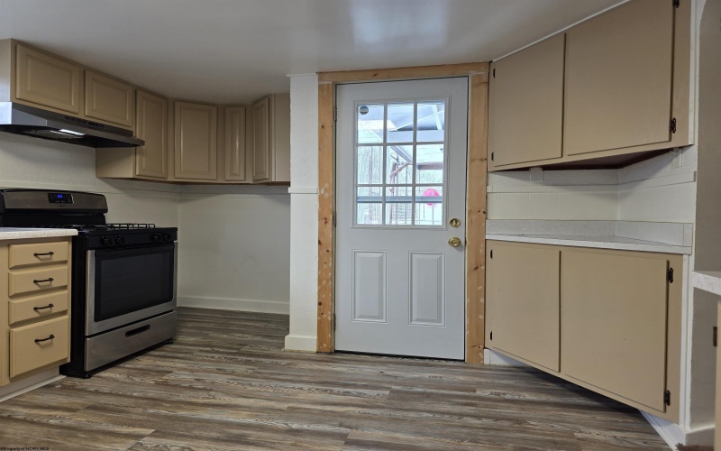 616 Maple Street, Shinnston, West Virginia 26431, 2 Bedrooms Bedrooms, 6 Rooms Rooms,1 BathroomBathrooms,Single Family Detached,For Sale,Maple,10163544 616 Maple Street, Shinnston, West Virginia 26431, 2 Bedrooms Bedrooms, 6 Rooms Rooms,1 BathroomBathrooms,Single Family Detached,For Sale,Maple,10163544