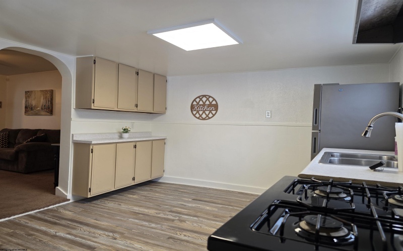 616 Maple Street, Shinnston, West Virginia 26431, 2 Bedrooms Bedrooms, 6 Rooms Rooms,1 BathroomBathrooms,Single Family Detached,For Sale,Maple,10163544 616 Maple Street, Shinnston, West Virginia 26431, 2 Bedrooms Bedrooms, 6 Rooms Rooms,1 BathroomBathrooms,Single Family Detached,For Sale,Maple,10163544