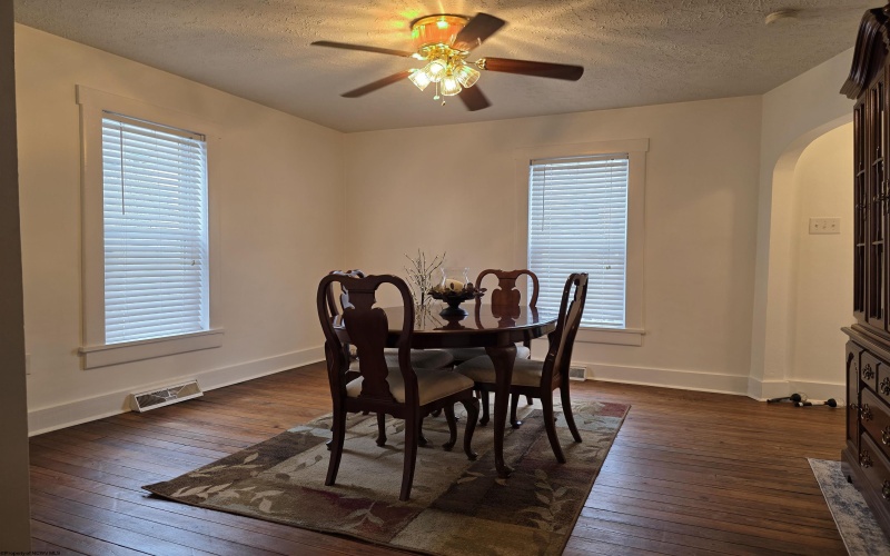 616 Maple Street, Shinnston, West Virginia 26431, 2 Bedrooms Bedrooms, 6 Rooms Rooms,1 BathroomBathrooms,Single Family Detached,For Sale,Maple,10163544 616 Maple Street, Shinnston, West Virginia 26431, 2 Bedrooms Bedrooms, 6 Rooms Rooms,1 BathroomBathrooms,Single Family Detached,For Sale,Maple,10163544