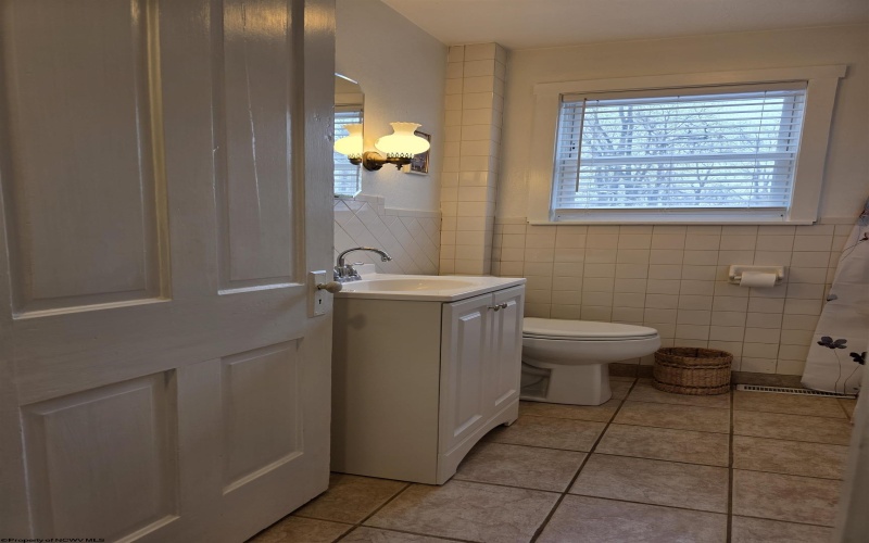 616 Maple Street, Shinnston, West Virginia 26431, 2 Bedrooms Bedrooms, 6 Rooms Rooms,1 BathroomBathrooms,Single Family Detached,For Sale,Maple,10163544 616 Maple Street, Shinnston, West Virginia 26431, 2 Bedrooms Bedrooms, 6 Rooms Rooms,1 BathroomBathrooms,Single Family Detached,For Sale,Maple,10163544