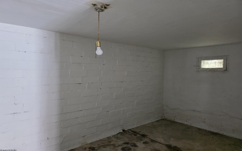 616 Maple Street, Shinnston, West Virginia 26431, 2 Bedrooms Bedrooms, 6 Rooms Rooms,1 BathroomBathrooms,Single Family Detached,For Sale,Maple,10163544 616 Maple Street, Shinnston, West Virginia 26431, 2 Bedrooms Bedrooms, 6 Rooms Rooms,1 BathroomBathrooms,Single Family Detached,For Sale,Maple,10163544