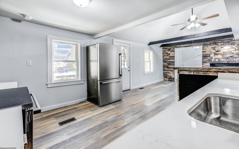 450 Wildwood Lake, Morgantown, West Virginia 26508, 2 Bedrooms Bedrooms, 7 Rooms Rooms,2 BathroomsBathrooms,Single Family Detached,For Sale,Wildwood,10163549 450 Wildwood Lake, Morgantown, West Virginia 26508, 2 Bedrooms Bedrooms, 7 Rooms Rooms,2 BathroomsBathrooms,Single Family Detached,For Sale,Wildwood,10163549