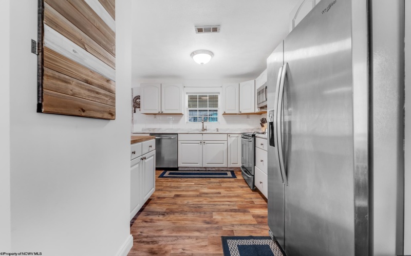 122 Robinson Run Road, Maidsville, West Virginia 26541, 3 Bedrooms Bedrooms, 6 Rooms Rooms,2 BathroomsBathrooms,Single Family Detached,For Sale,Robinson Run,10163059