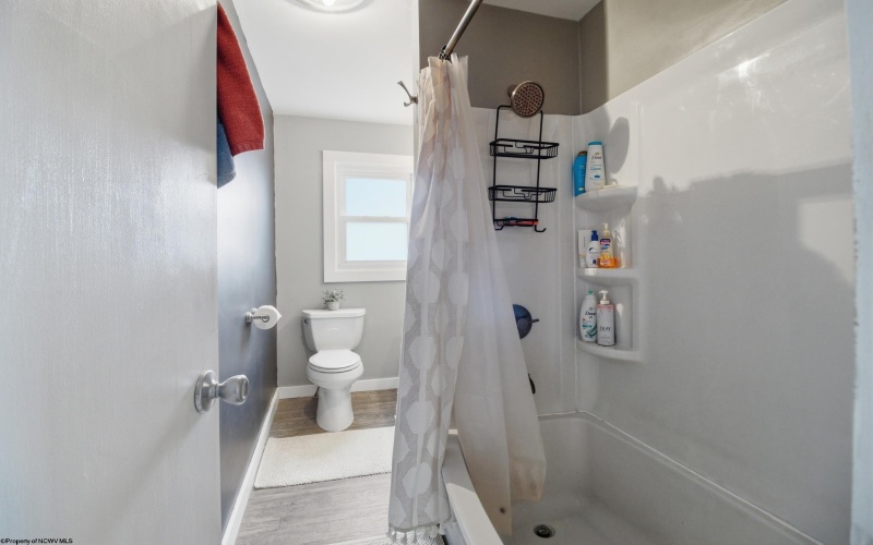 413 Fleming Way, Shinnston, West Virginia 26431, 3 Bedrooms Bedrooms, 5 Rooms Rooms,1 BathroomBathrooms,Single Family Detached,For Sale,Fleming,10163553