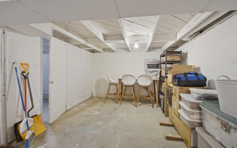 413 Fleming Way, Shinnston, West Virginia 26431, 3 Bedrooms Bedrooms, 5 Rooms Rooms,1 BathroomBathrooms,Single Family Detached,For Sale,Fleming,10163553