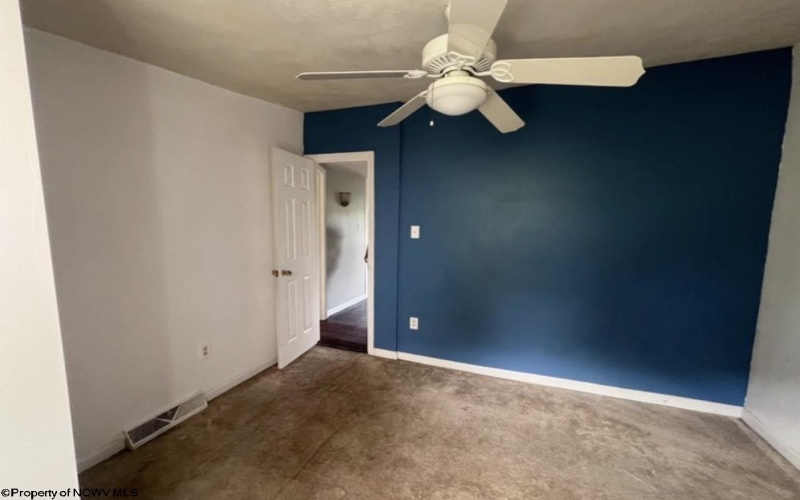 300 Benedum Run Road, Bridgeport, West Virginia 26330, 2 Bedrooms Bedrooms, 5 Rooms Rooms,1 BathroomBathrooms,Single Family Detached,For Sale,Benedum Run,10163552