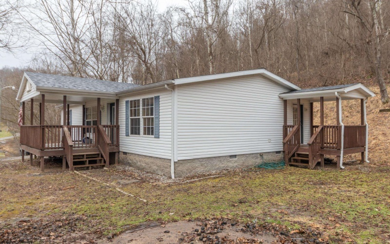 364 Herbert Avenue, Smithburg, West Virginia 26436, 3 Bedrooms Bedrooms, 5 Rooms Rooms,2 BathroomsBathrooms,Single Family Detached,For Sale,Herbert,10163576