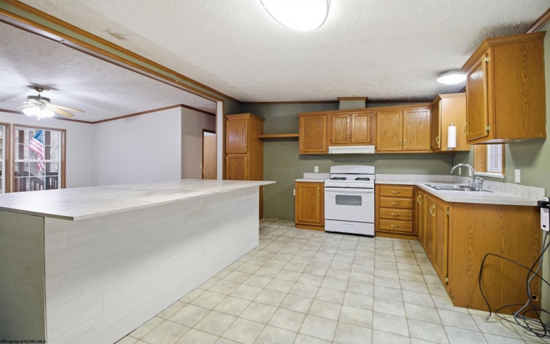 364 Herbert Avenue, Smithburg, West Virginia 26436, 3 Bedrooms Bedrooms, 5 Rooms Rooms,2 BathroomsBathrooms,Single Family Detached,For Sale,Herbert,10163576