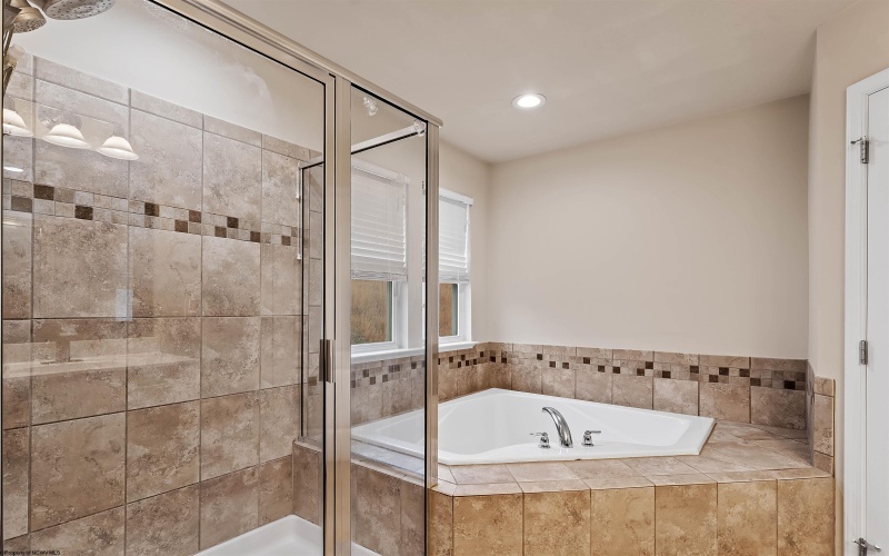 108 Brookdale Drive, Morgantown, West Virginia 26508, 4 Bedrooms Bedrooms, 13 Rooms Rooms,2 BathroomsBathrooms,Single Family Detached,For Sale,Brookdale,10163575