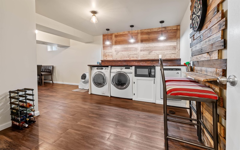 108 Brookdale Drive, Morgantown, West Virginia 26508, 4 Bedrooms Bedrooms, 13 Rooms Rooms,2 BathroomsBathrooms,Single Family Detached,For Sale,Brookdale,10163575