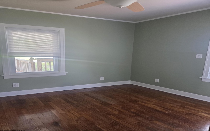 1127 Munsey Street, Morgantown, West Virginia 26505, 2 Bedrooms Bedrooms, 5 Rooms Rooms,1 BathroomBathrooms,Single Family Detached,For Sale,Munsey,0,10163561