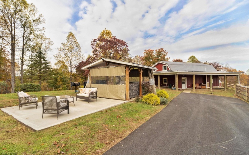 2630 Johnson Fork, Salem, West Virginia 26426, 2 Bedrooms Bedrooms, 5 Rooms Rooms,2 BathroomsBathrooms,Single Family Detached,For Sale,Johnson,10162190