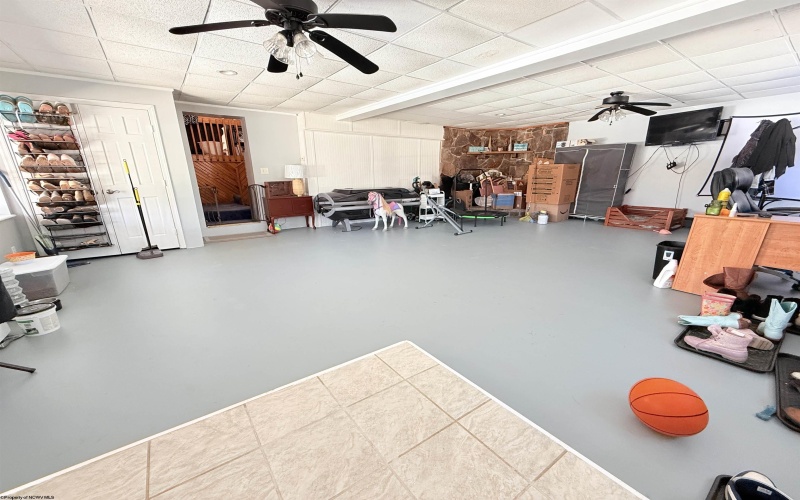 33610 Veterans Memorial Highway, Terra Alta, West Virginia 26764, 4 Bedrooms Bedrooms, 10 Rooms Rooms,2 BathroomsBathrooms,Single Family Detached,For Sale,Veterans Memorial,10163556