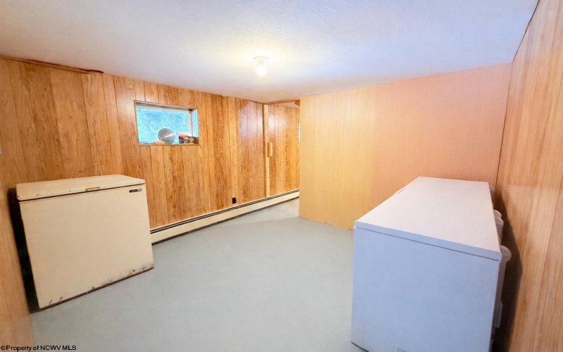 33610 Veterans Memorial Highway, Terra Alta, West Virginia 26764, 4 Bedrooms Bedrooms, 10 Rooms Rooms,2 BathroomsBathrooms,Single Family Detached,For Sale,Veterans Memorial,10163556