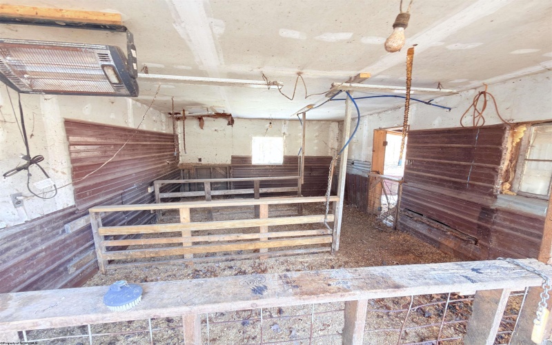 33610 Veterans Memorial Highway, Terra Alta, West Virginia 26764, 4 Bedrooms Bedrooms, 10 Rooms Rooms,2 BathroomsBathrooms,Single Family Detached,For Sale,Veterans Memorial,10163556