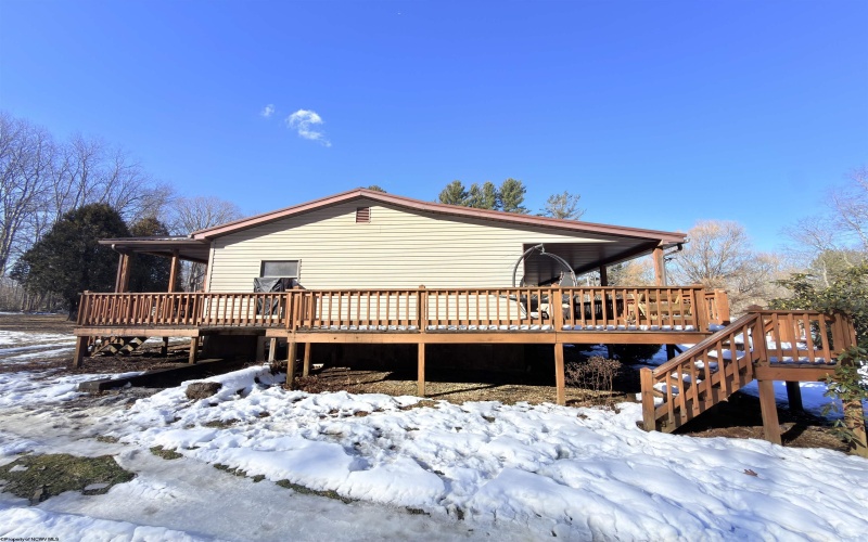 33610 Veterans Memorial Highway, Terra Alta, West Virginia 26764, 4 Bedrooms Bedrooms, 10 Rooms Rooms,2 BathroomsBathrooms,Single Family Detached,For Sale,Veterans Memorial,10163556