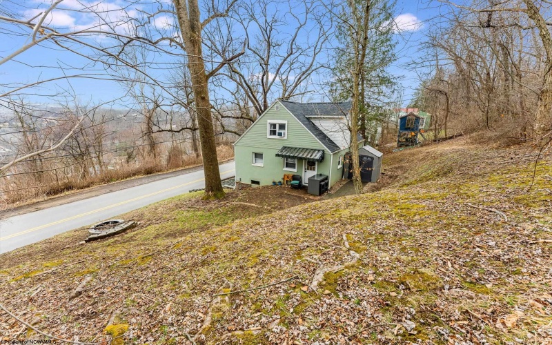 1033 Richwood Avenue, Morgantown, West Virginia 26505, 4 Bedrooms Bedrooms, 6 Rooms Rooms,2 BathroomsBathrooms,Single Family Detached,For Sale,Richwood,10163570