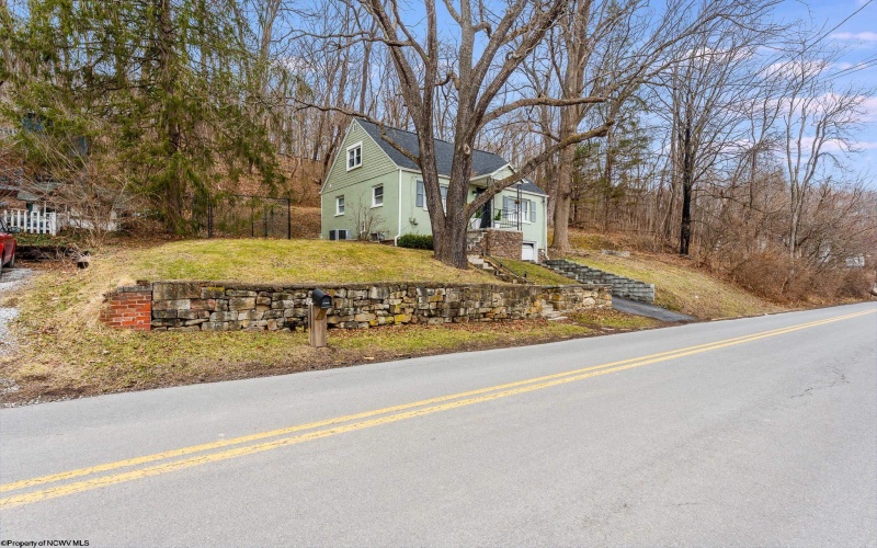 1033 Richwood Avenue, Morgantown, West Virginia 26505, 4 Bedrooms Bedrooms, 6 Rooms Rooms,2 BathroomsBathrooms,Single Family Detached,For Sale,Richwood,10163570